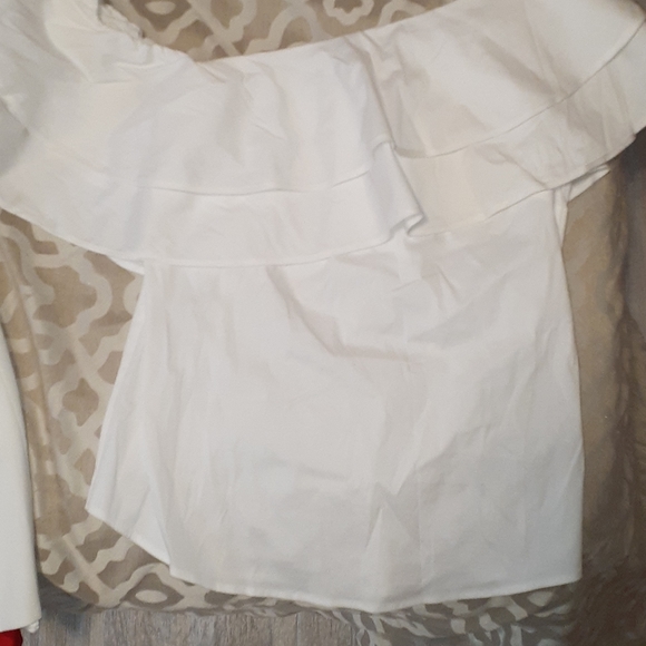 Top - Picture 2 of 3